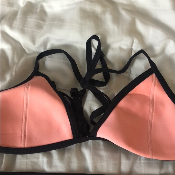 Bathing suit set - Picture 2 of 6